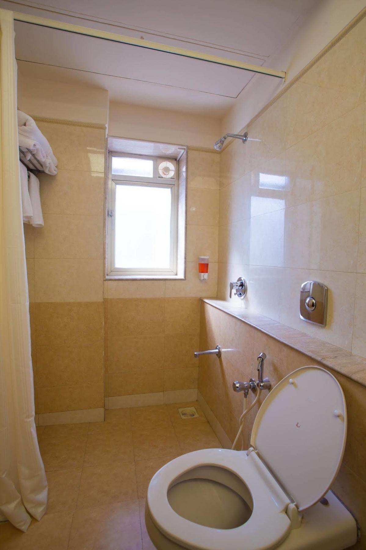 Thane Extérieur photo